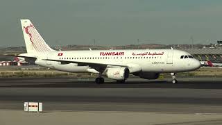 Tunisair Airbus 320 TS-ITB Taxing Madrid Barajas LEMD