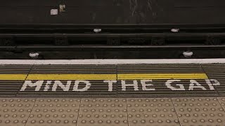 Celebrity London Underground: The Mother of all Gaps Wealth