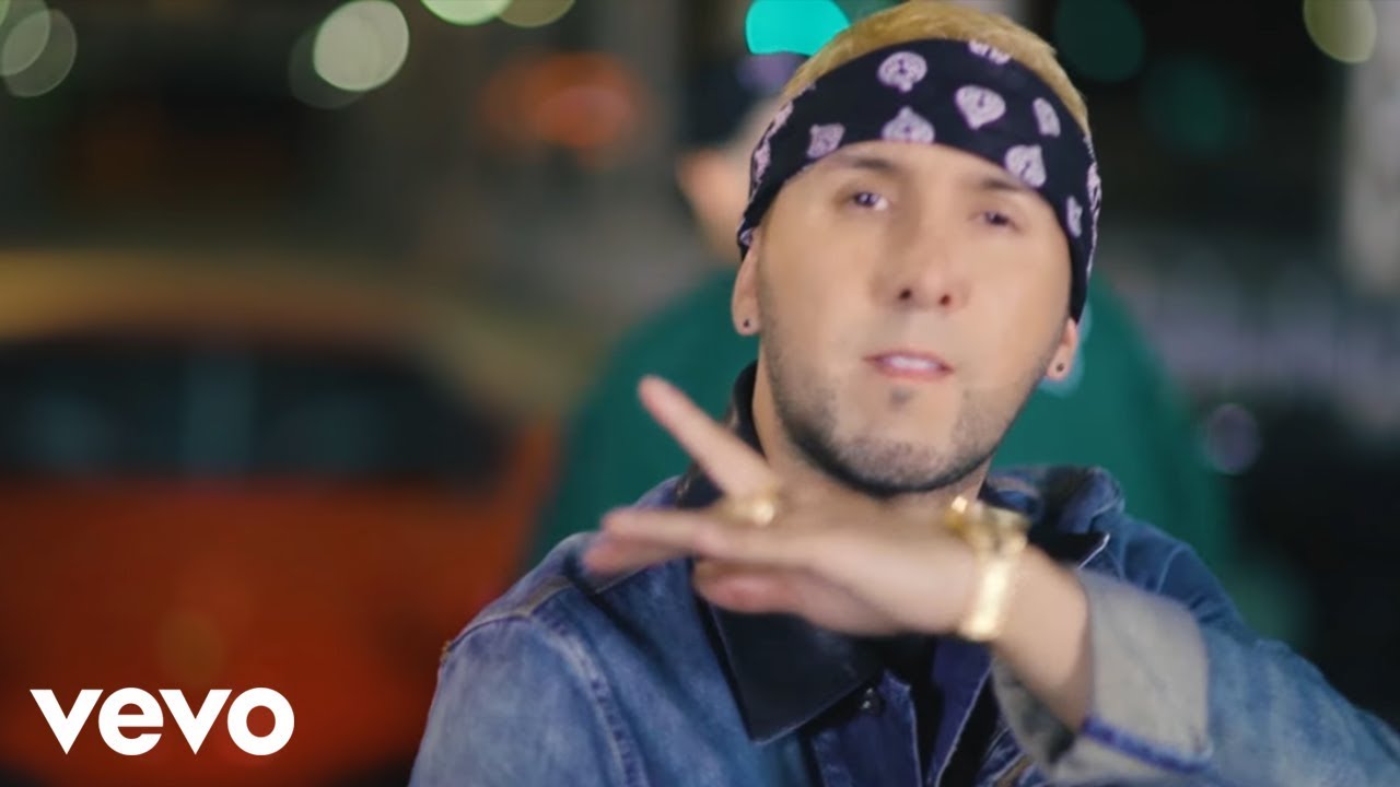 Alexis y Fido - Tócate Tu Misma (Video Oficial) ft. Bad Bunny