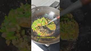 蒜台炒肉Stir-fried Meat with Garlic Scapes #厨房日记