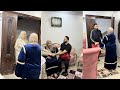 لما أنا وياسمين نجيب نفس الهدايا لبعض وأمي تكون قاعدة مابينا
