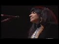 Capture de la vidéo Buffy Sainte-Marie: "Bad End" - Live At Roskilde Festival 1992