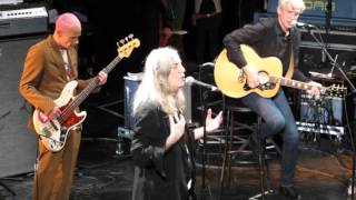 PATTI SMITH Peaceable Kingdom Pathway to Paris at Le Trianon Paris 04 12 015