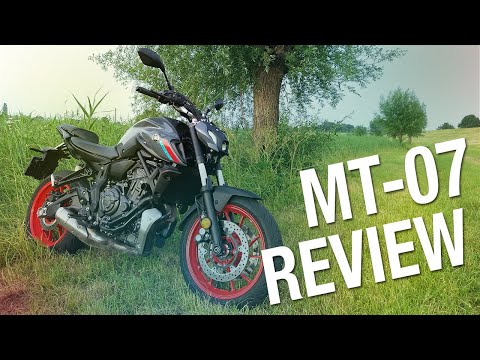 Test/Review: Yamaha MT-07 - YouTube