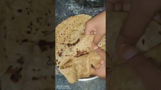 Soft traingle layered chapati #food #layeredchapati #ytlove ##soft and layered chapatis screenshot 4