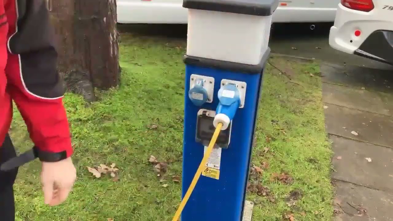 Mains 230v hook up white round