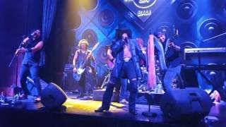 Amazing Duells!!plug n play feat Eet syahranie highway to hell ACDC cover  live @Hard Rock cafe Bali screenshot 4