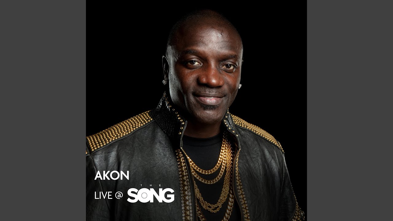 Smack That (Live at The Song)