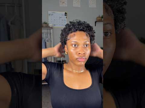 Adding The Finishing Touches To Our Wash N Go Naturalhair Washngo Hairtutorial