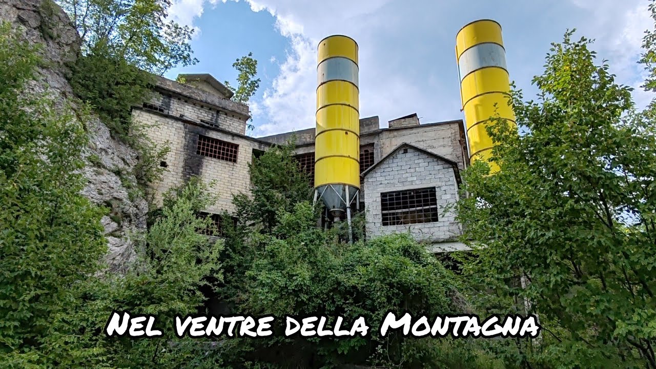 Esplorazione del tutto improvvisata all'interno di una vecchia cava abbandonata (video in 4k)