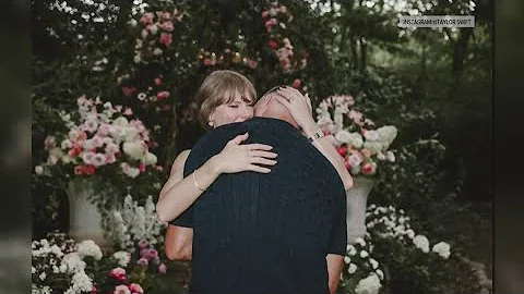 Taylor Swift and Travis Kelce announce engagement on Instagram