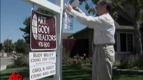 How Will Fed Rate Cut Affect Consumers, Big 3?