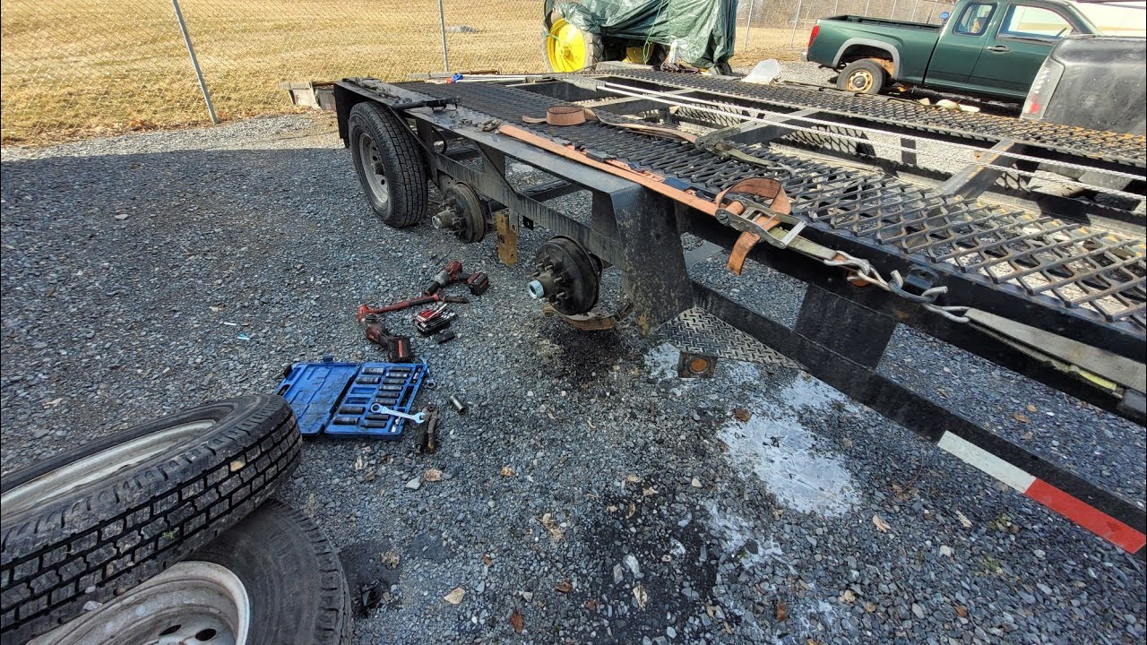 Rebuilding A 2020 Kaufman Trailer Plastic Bushings On A Hotshot