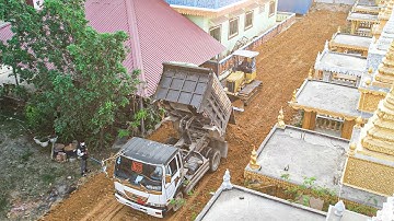 New Project  Excellent Working Actively Mini Bulldozer Push Wet Soil & 5Tone Dump Truck Unloading !