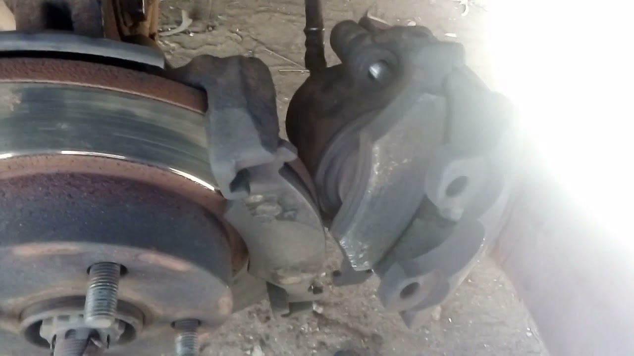 how to replace Toyota Corolla (TAZZ) brake pads YouTube