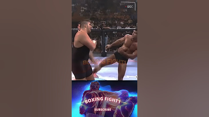 UFC 7: Marco Ruas' Leg Kicks Brutally Takes Down Varelans  #UFC7 #ufcchamp #mma