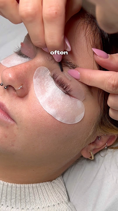 If you don’t have policies people will walk all over you 🤐 #lashes #beautytreatment #beauty