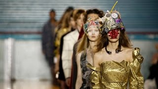 Vivienne Westwood| FullShow | Menswear & Womenswear | Fall/Winter 2017/2018