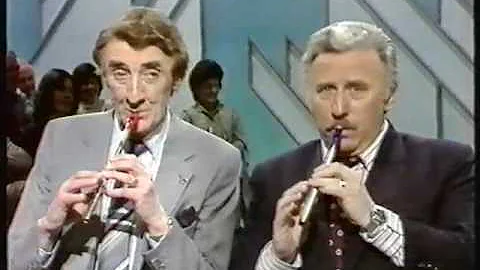 Mick McGilligan's Ball - Joe Lynch & Chris Curran