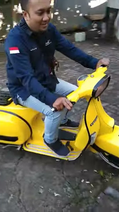 Vespa kakak kopril