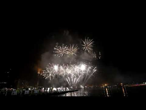 2009高雄世運博覽會  煙火@光榮碼頭 [HD]