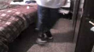 Intento de bailar electro :|