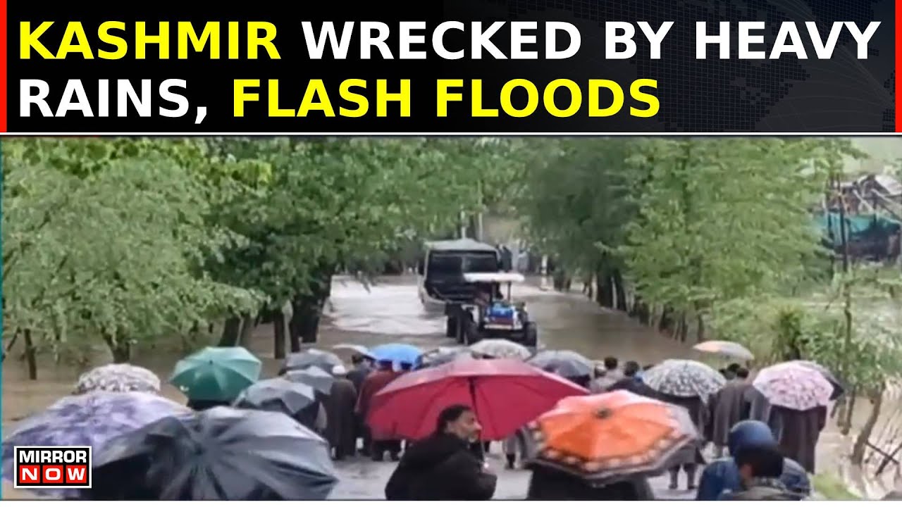 Paradise In Deluge  Flash Floods Lash Out Northern Kashmir Commuters Rescued Evacuation Underway