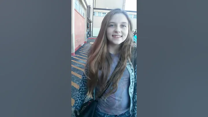 Girls can beatbox too!