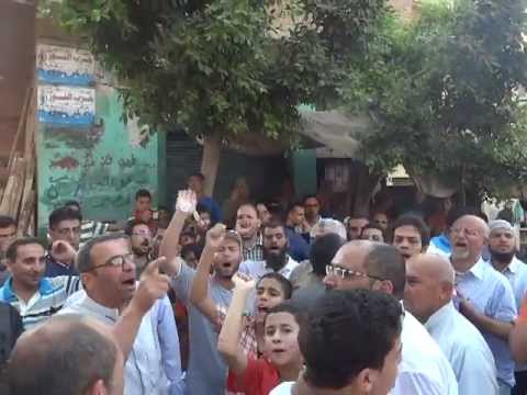 التفاف النا س حول الاستاذ محمد فرحات MP4