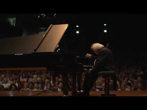 видео: Grigory Sokolov - Mozart sonata C major K545; Fantasia K475; sonata C minor 457