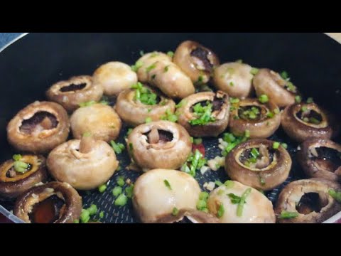 蒜香蘑菇  蘑菇鲜美蒜香扑鼻 Garlic Mushroom Recipe 蘑菇的做法