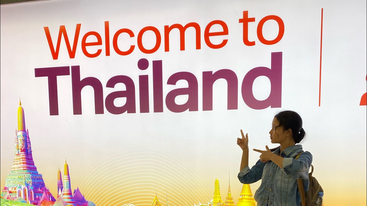 Novelian Naik Pesawat Thai-lion air Ke Thailand