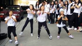 VIXX flash mob dance.