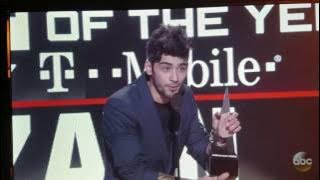 ZAYN WINS HIS FIRST AMA AWARD!!!