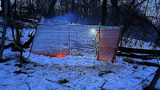 Баня из СТРЕЙЧ-ПЛЕНКИ в ЛЕСУ ЗИМОЙ