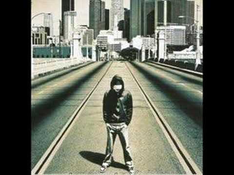 Children Of Distance- Bucsúlevél