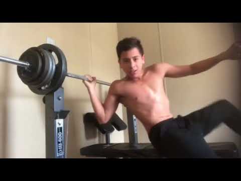 14-year-old-bench-presses-135-for-reps!!!(135-as-a-warmup)
