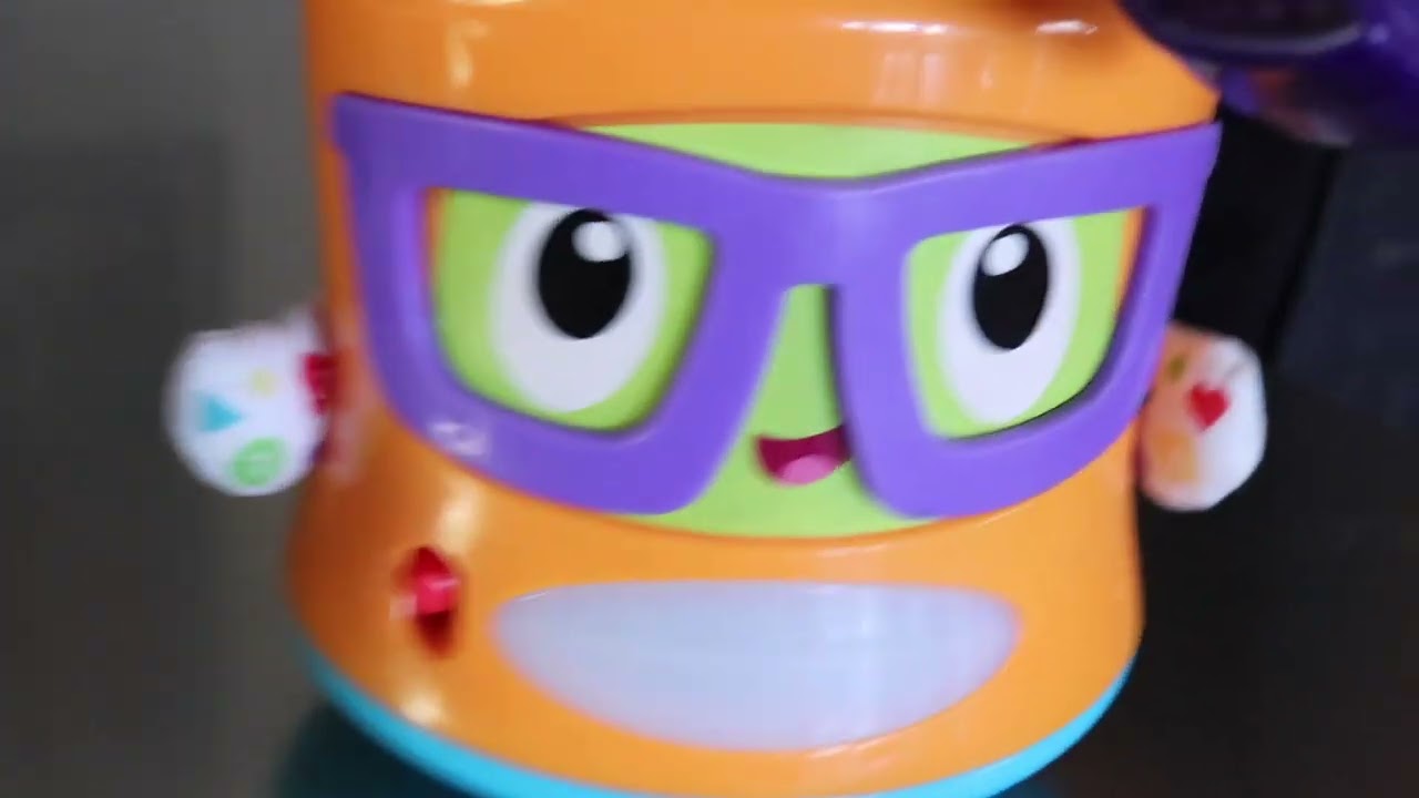 Spirit Halloween Jumping Spider, Pennywise Animated Plush, Wednesday RC Thing & Franky Beats Destr.