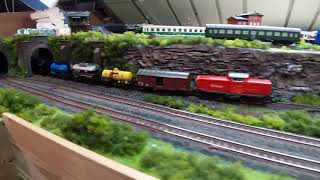 Fleischmann BR 212 (V100-West) mit Glockenankermotor 0716-2 und Motoradapter Fleischmann Typ 3