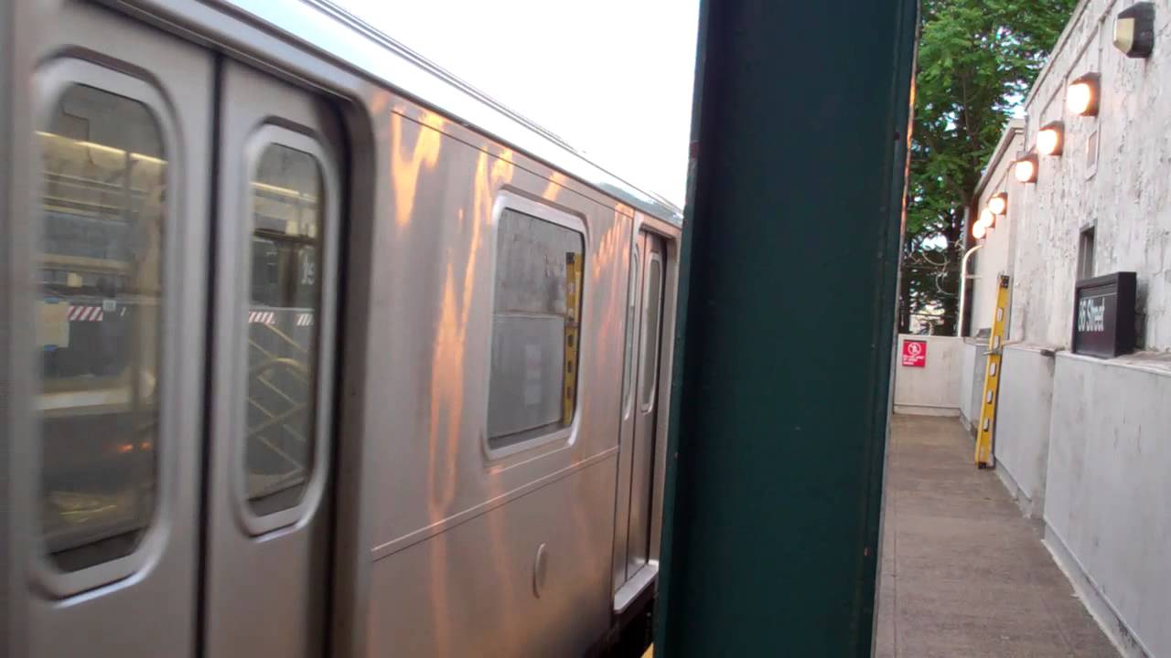 R188 Test Train Passing by 86th Street-Gravesend. - YouTube