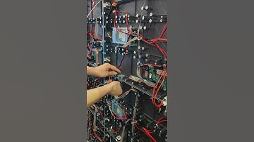 Learn to put the LED cabinet on the shelf in 30 seconds!⚡#led #leddisplay #ledscreen #ledfactory