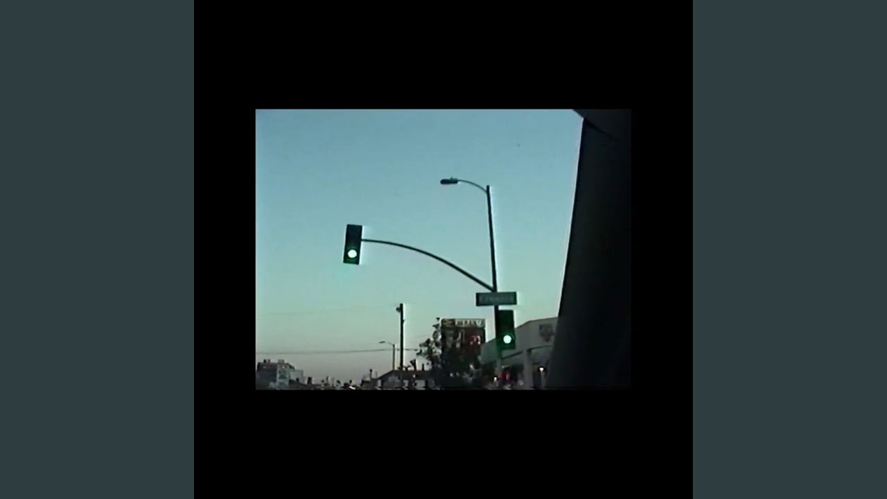 Watch Flex Left Flex Right on YouTube Watch Flex Left Flex Right on YouTube