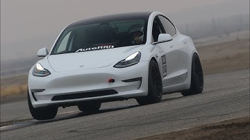 Tesla Corsa 26 / Buttonwillow CW13 / Comparison 2nd and 3rd Session / 2019 Tesla Model 3P