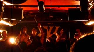 While she sleeps - Crows @ Lyon La marquise (Live HD)