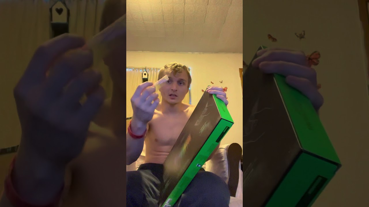 Unboxing half of my new setup! Razer brand mouse and keyboard!