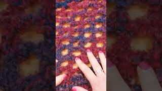 Πλέξιμο με βελονάκι | Τριγωνικό μαντήλι από νήματα με εφέ | Ζεστό κασκόλ από νήματα Bella Lana