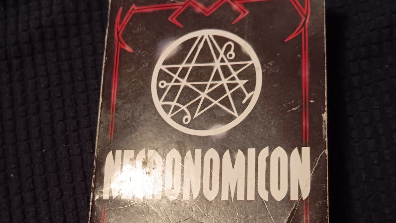 Necronomicon (Simon Version) Book Review