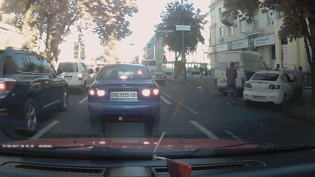 Мадам, мазда, ручник ))) - YouTube