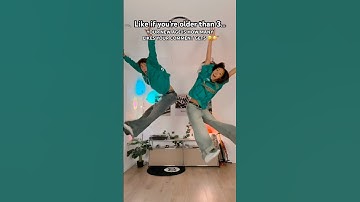 Hehe this is SO RANDOM! 🤣🤭 TRAPPED! INFINITE LOOP… 😅👆in: @JasminandJames #funny #loop #viral