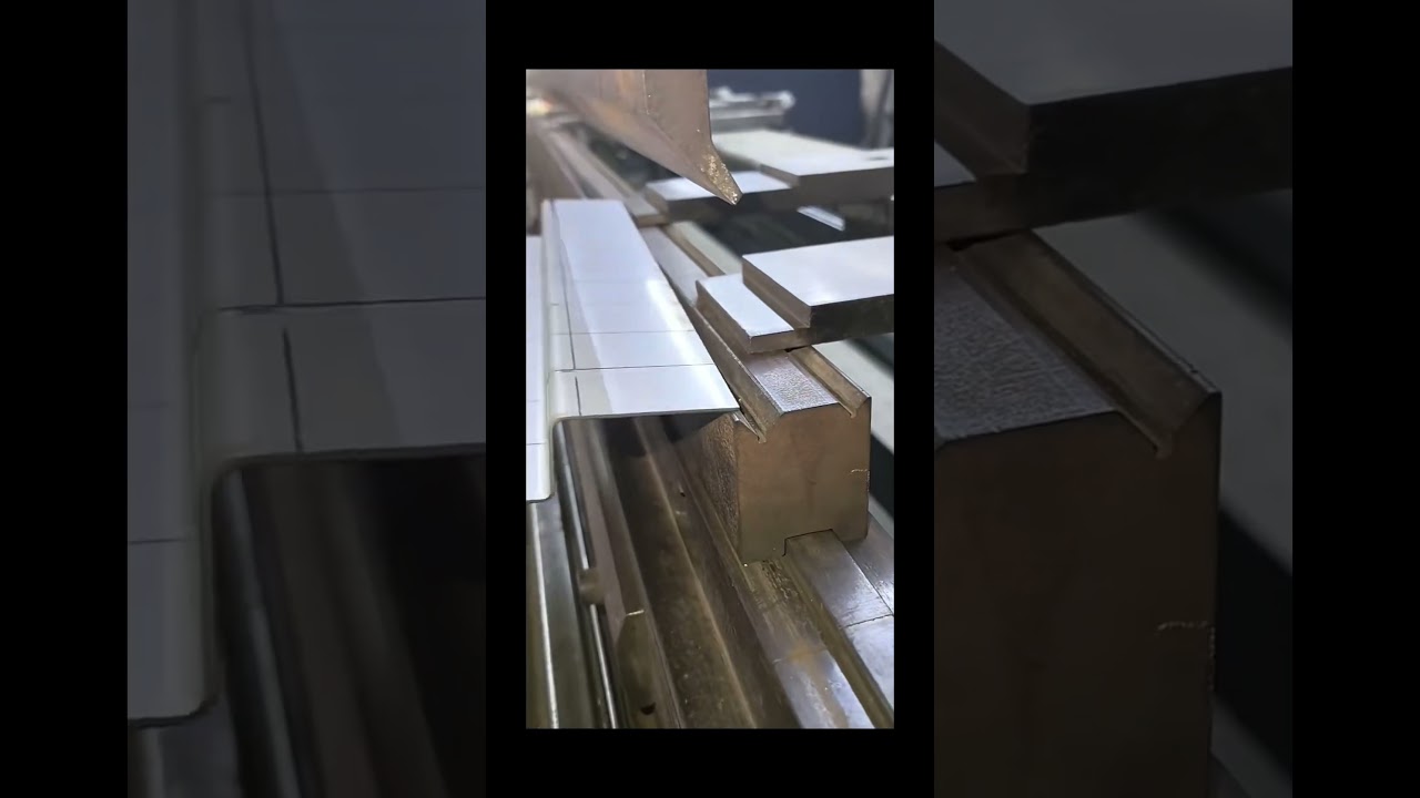 hogicncmachine  Sheet metal product processing and molding display.